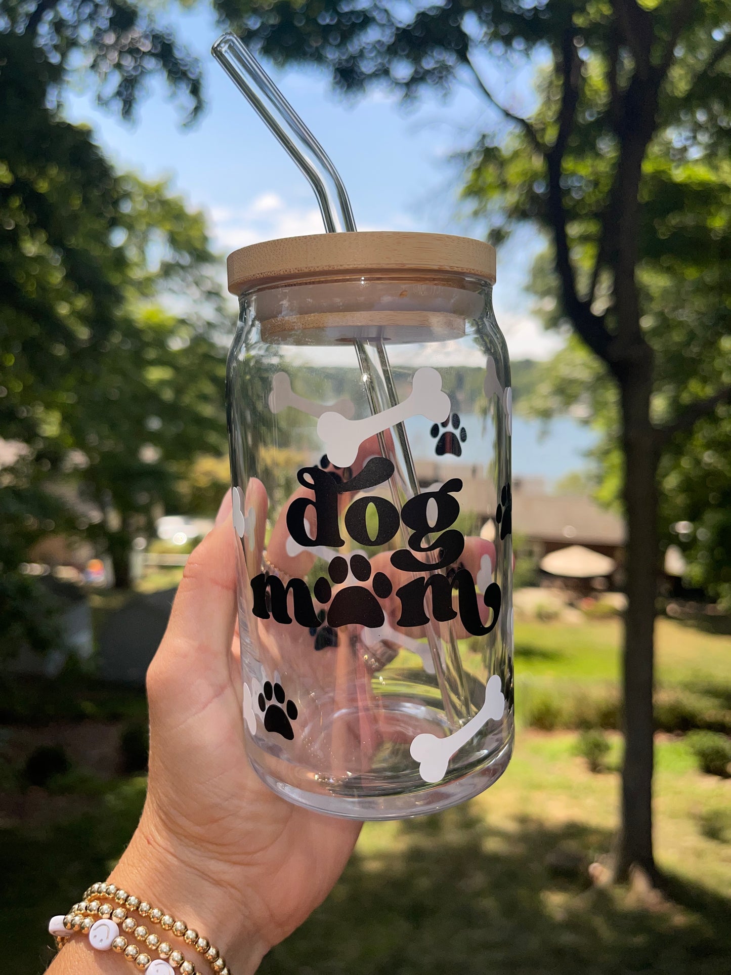 Dog Mom Beer Can Glass